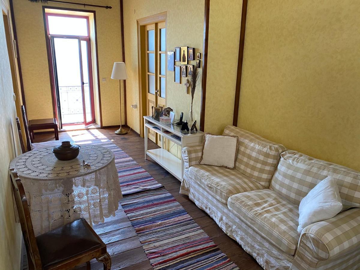 ミシナMolyvos Boutique Houseアパートメント エクステリア 写真